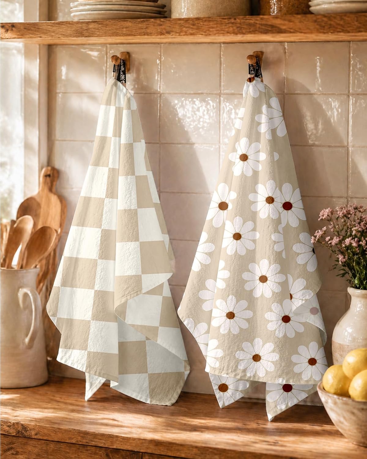 Miss Adola 2 Pack 150GSM Flour Sack Kitchen Towels, Beige Daisy