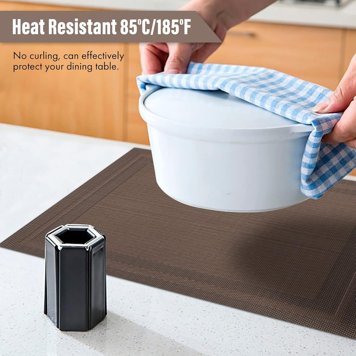Winknowl Placemats Set of 4，Heat Resistant Woven Vinyl Washable PVC Place Mats，Non-Slip Stain Resistant Indoor/Outdoor Table Mats for Dining Table (Brown)