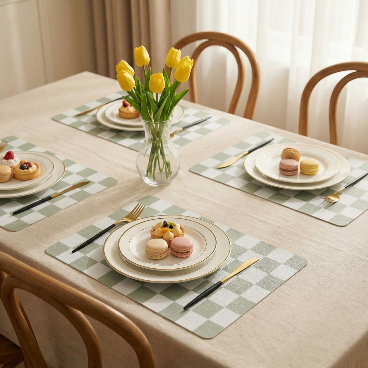 Set of 6 Checkerboard Non-Slip Washable Placemats for Dining Table