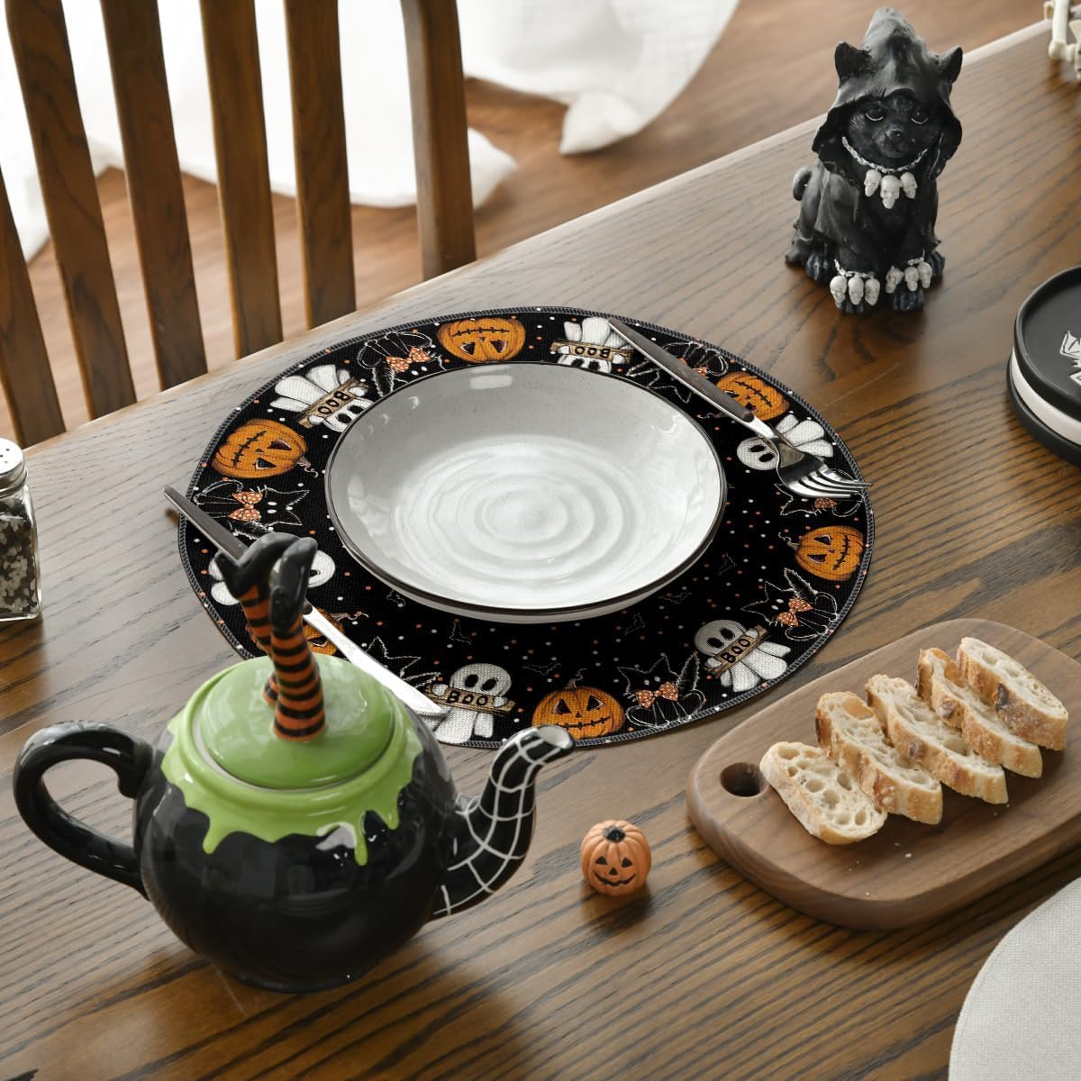 Artoid Mode Ghost Cat Halloween Round Placemats Set of 4-14 Inch