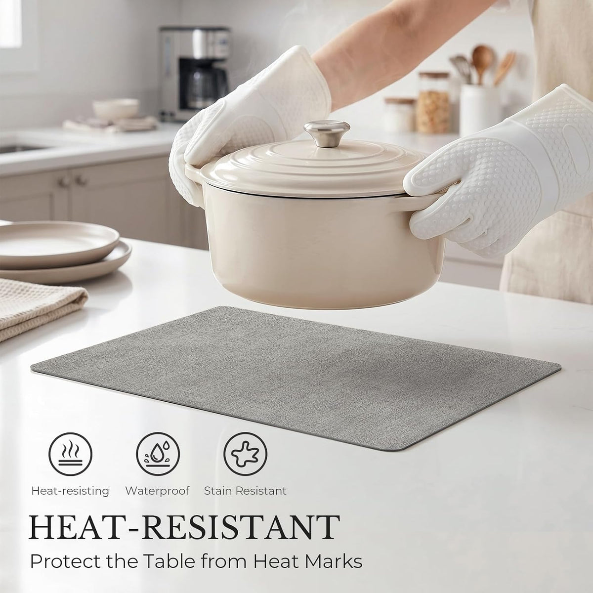 Romanstile Placemats Set of 6, Reversible Faux Leather Wipeable Table Mats
