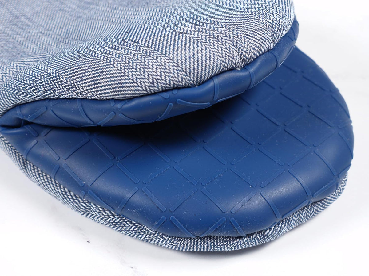 Sur La Table Kitchen Essentials Set of 2 Silicone Mini Oven Mitts, Heat Resistant to 550°F (Navy)