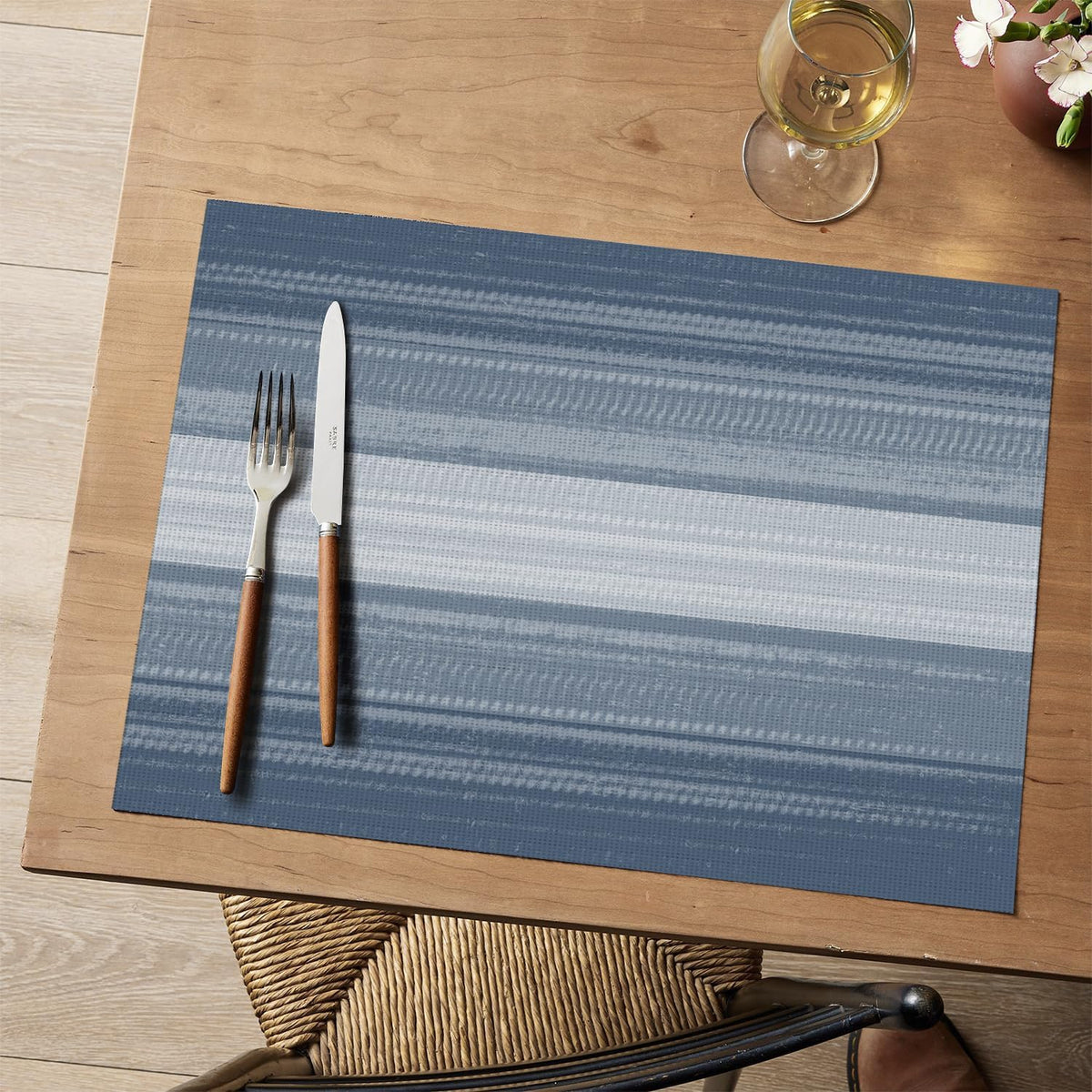 Artoid Mode Navy Blue Gradient Stripes Placemats Set of 4, Washable Heat Resistant Non-Slip Woven Plastic PVC Place Mats for Farmhouse Party Kitchen Dining Decor