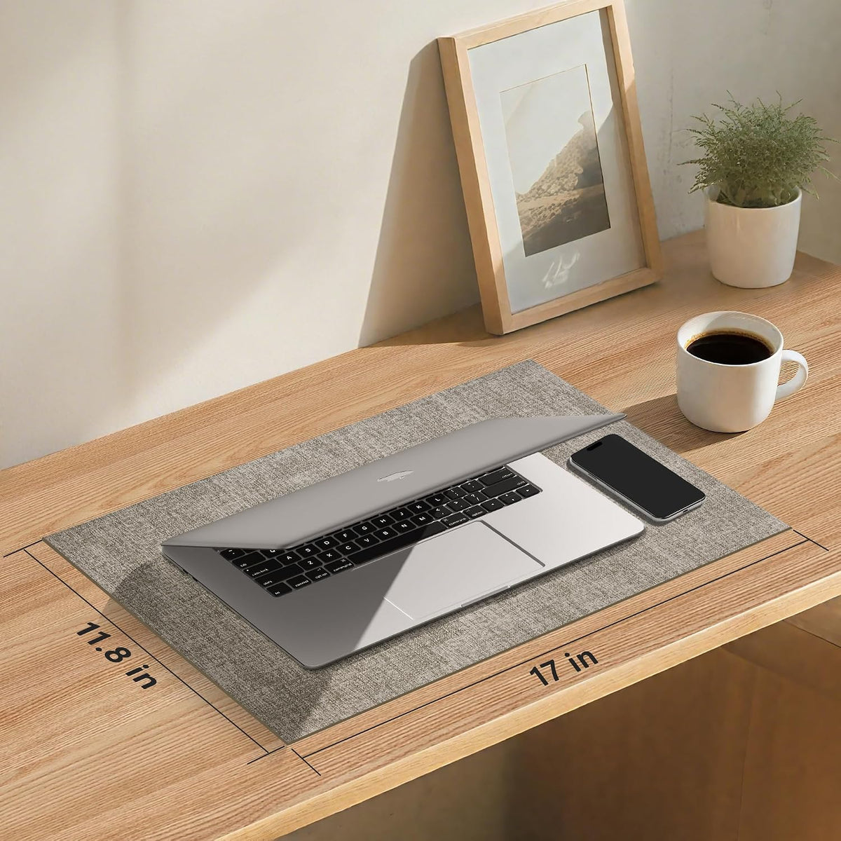DOLOPL Placemats Set of 6, Reversible Faux Leather Place Mats, Grey