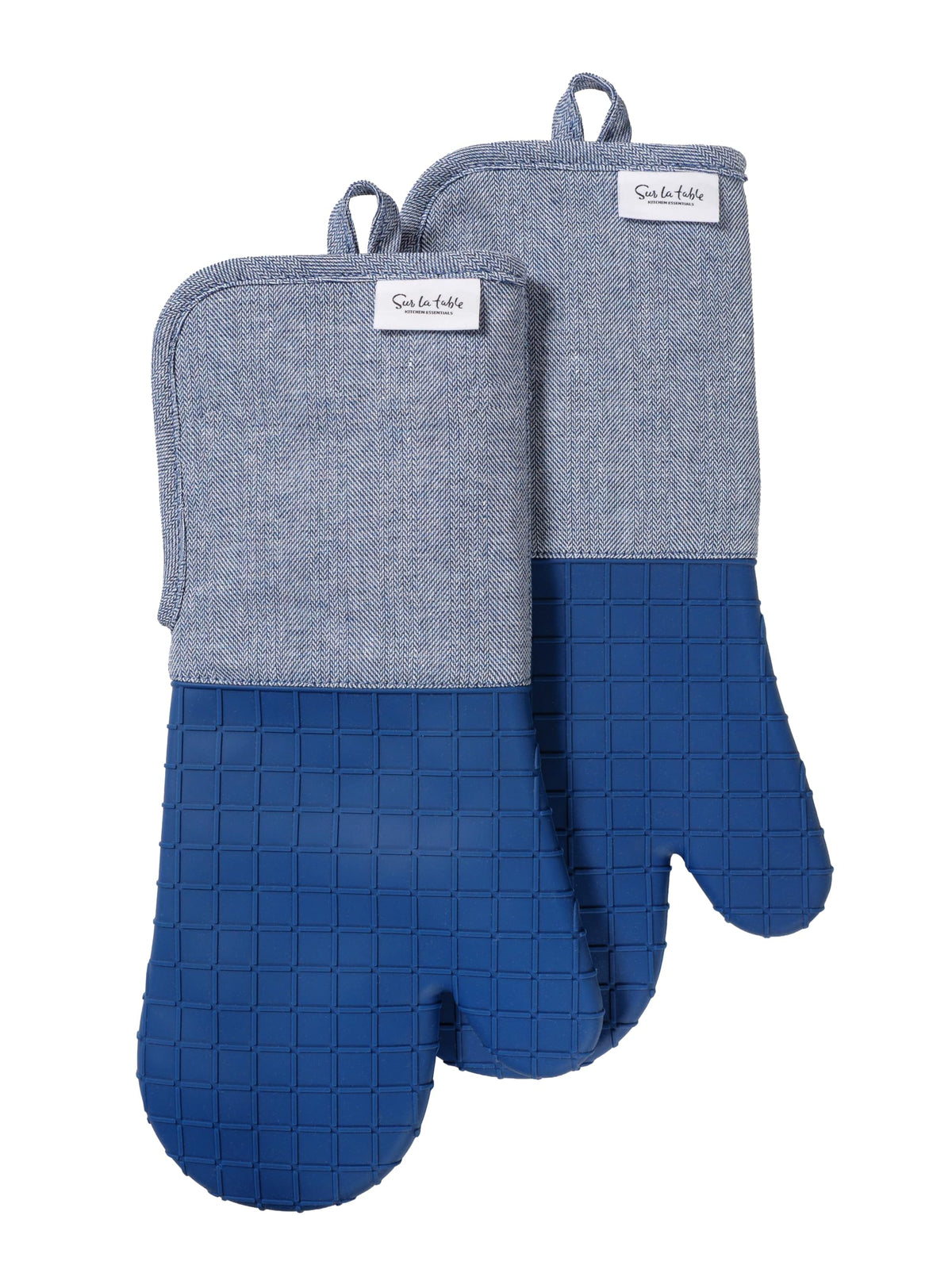 Sur La Table Kitchen Essentials Set of 2 Silicone Oven Mitts, Heat Resistant to 550°F (Green)