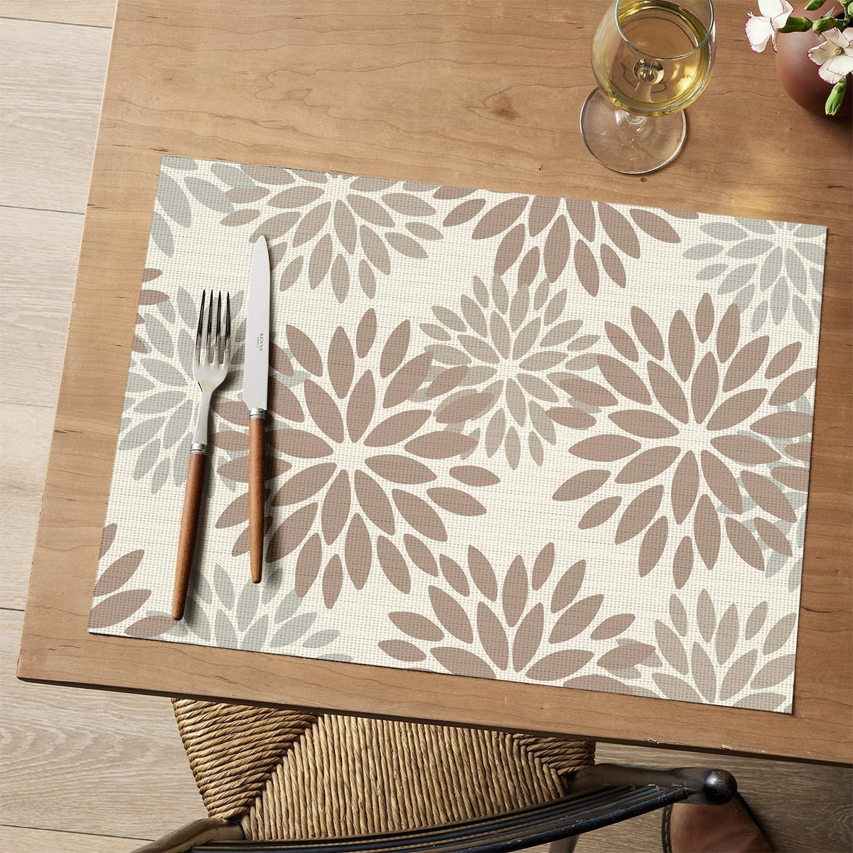 Artoid Mode Floral Vinyl Placemats Set of 4, 12x18 Inch Washable Non-Slip Plastic Vinyl Place Mats for Party Kitchen Dining Decor, Brown