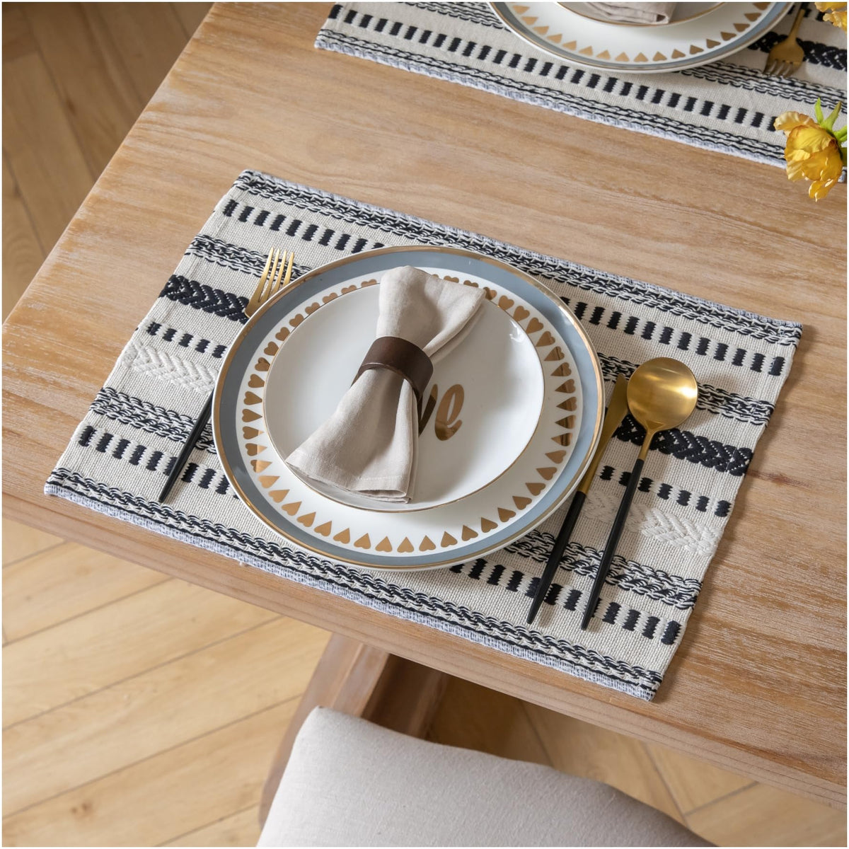 Caflife Boho Placemats Set of 4, Blue Beige Cotton Linen Woven Place Mats