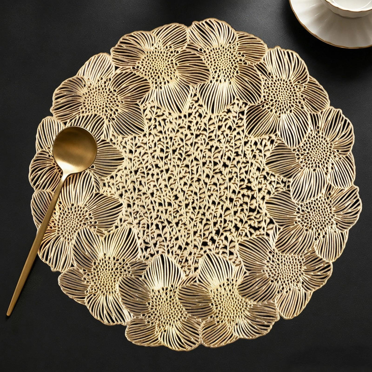Quantum Love Camellia Gold Round Placemats Set of 6, 15 Inch PVC 3D Metallic Flower Table Mats, Wipeable Waterproof Non Slip Heat Resistant Placemats for Wedding Party Christmas Dining Table Decor