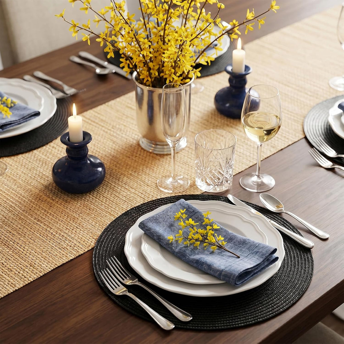 AHHFSMEI Round Placemats Set of 6 Heat Resistant Washable Non-Slip Woven Braided Table Mats for Dining Table Kitchen & Home Decor (Black)