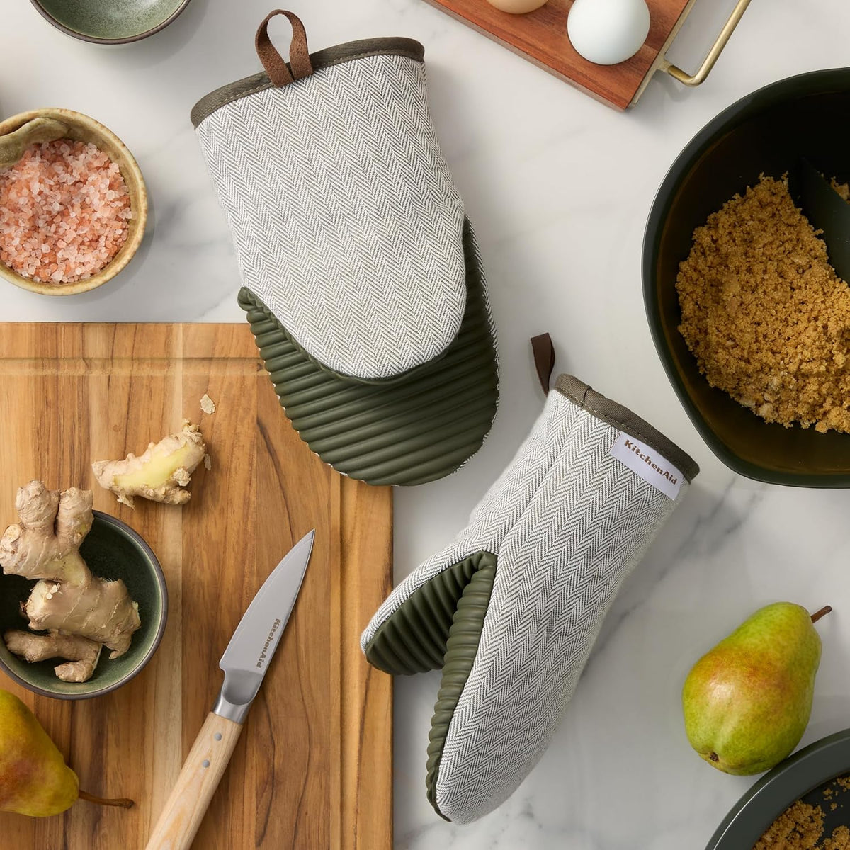 KITCHENAID® Evergreen Design Series Herringbone Ribbed Soft Silicone Mini Oven Mitts 2-Pack Set, Heat Resistant up to 500°F, Flexible & Waterproof, Deep Forest Green, 5.5"x9"