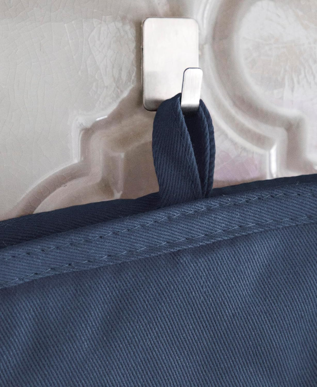 All-Clad Premium Silicone Oven Mitts, 2-Pack, Indigo