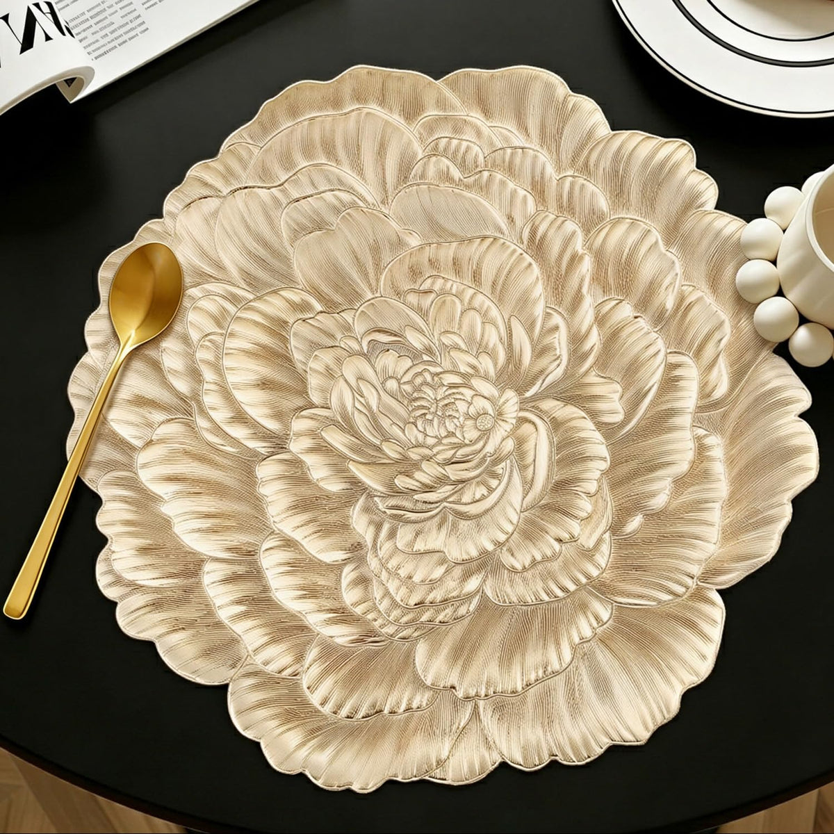 Quantum Love Camellia Gold Round Placemats Set of 6, 15 Inch PVC 3D Metallic Flower Table Mats, Wipeable Waterproof Non Slip Heat Resistant Placemats for Wedding Party Christmas Dining Table Decor