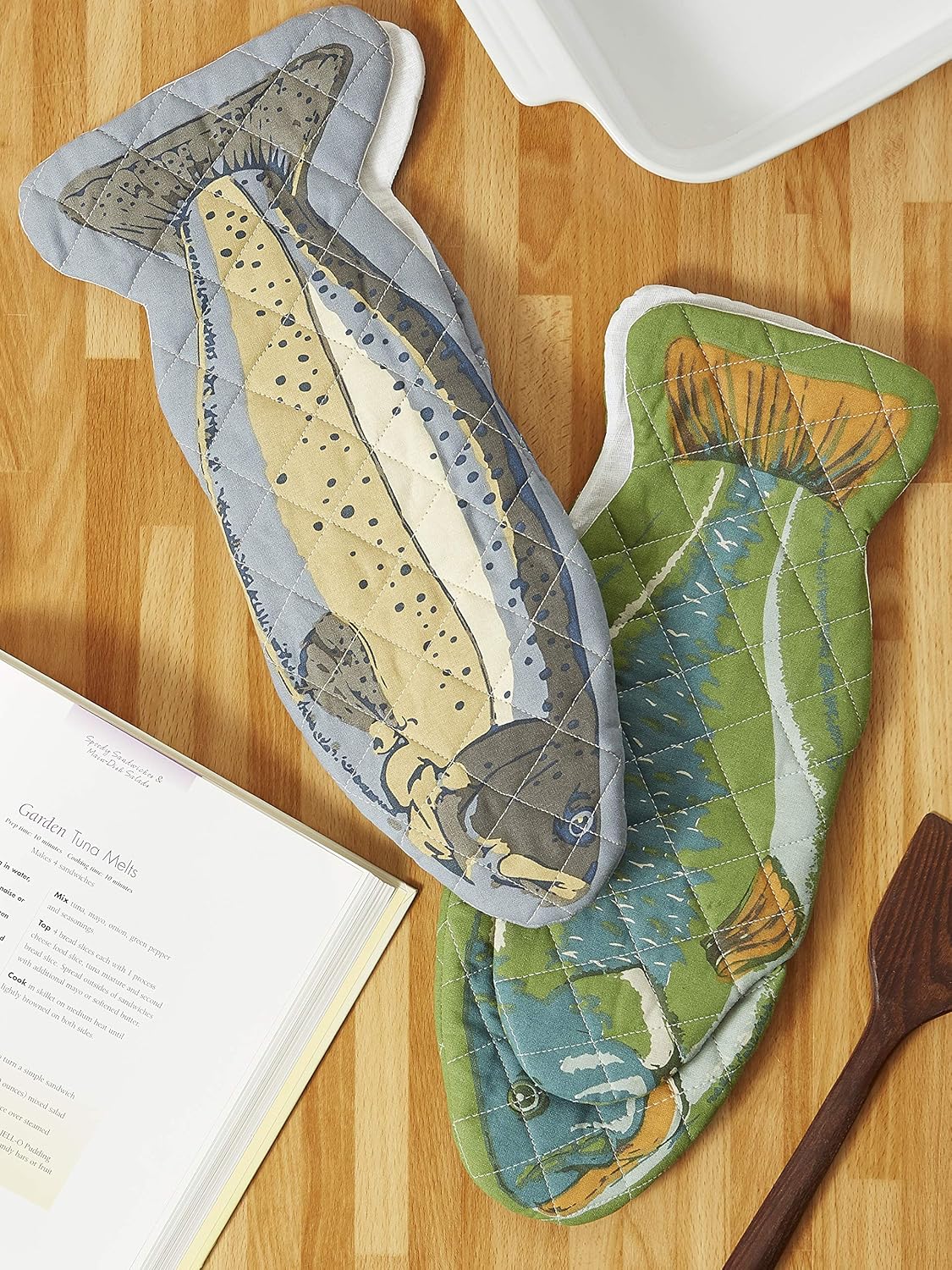 DII Cotton Lake House Fish Oven Mitts, 6 X 16.5 Set of 2, Machine Washable and Heat Resistant for Kitchen Cooking and Baking