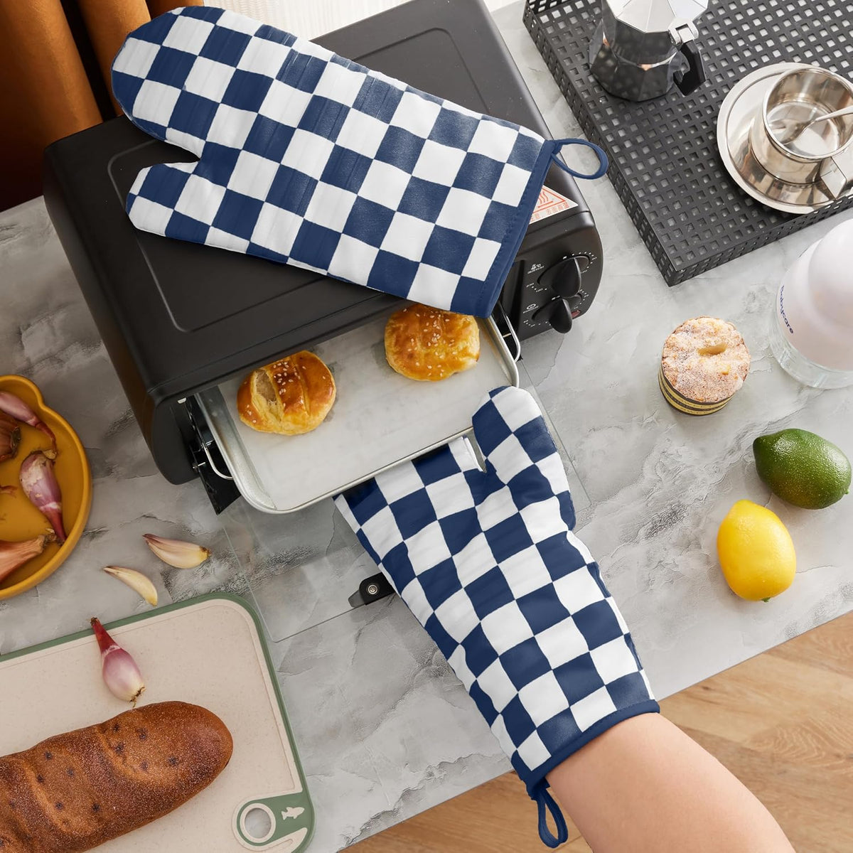 Ohocut Navy Blue Checkered Oven Mitts Heat Resistant, Vintage Retro Checkerboard Cute Oven Mitts, Non-Slip Silicone Kitchen Oven Gloves, 2-Pack Set, 7''x13''